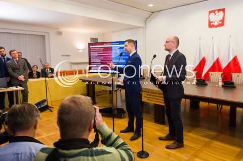 11.10.2017 WARSZAWA<br />KONFERENCJA PRASOWA PATRYKA JAKIEGO W SPRAWIE USTAWY REPRYWATYZACYJNEJ<br />N/Z WICEMINISTER SPRAWIEDLIWOSCI PATRYK JAKI<br /> 