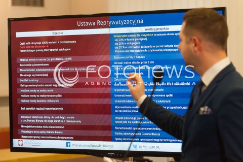  11.10.2017 WARSZAWA<br />KONFERENCJA PRASOWA PATRYKA JAKIEGO W SPRAWIE USTAWY REPRYWATYZACYJNEJ<br />N/Z WICEMINISTER SPRAWIEDLIWOSCI PATRYK JAKI<br /> 