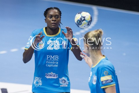  06.09.2017 GDYNIA<br />EHF LIGA MISTRZYN W PILCE RECZNEJ KOBIET SEZON 2017/2018<br />EFH WOMENS HANDBALL CHAMPIONS LEAGUE SEASON 2017/2018<br />MECZ VISTAL GDYNIA - CSM BUCARESTI<br />N/Z GNONSIANE NIOMBLA<br /> 