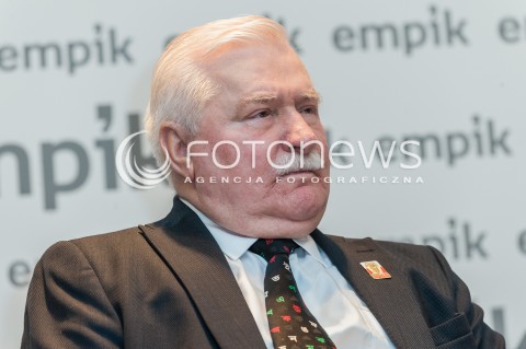  12.10.2017 WARSZAWA<br />PREMIERA KSIAZKI JA Z LECHEM WALESA ROZMAWIAJA ANDRZEJ BODNAR CEZARY LAZAREWICZ<br />N/Z LECH WALESA<br /> 