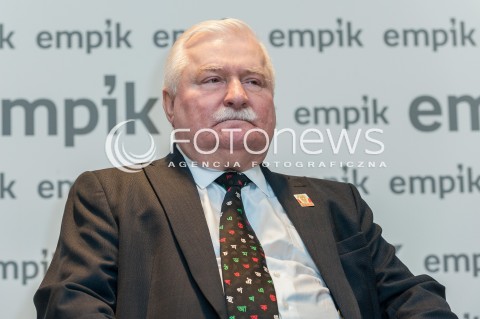  12.10.2017 WARSZAWA<br />PREMIERA KSIAZKI JA Z LECHEM WALESA ROZMAWIAJA ANDRZEJ BODNAR CEZARY LAZAREWICZ<br />N/Z LECH WALESA<br /> 