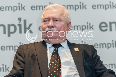  12.10.2017 WARSZAWA<br />PREMIERA KSIAZKI JA Z LECHEM WALESA ROZMAWIAJA ANDRZEJ BODNAR CEZARY LAZAREWICZ<br />N/Z LECH WALESA<br /> 
