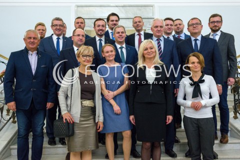  13.10.2017 WARSZAWA <br />POSIEDZENIE SEJMU<br />N/Z JAROSLAW GOWIN ADAM BIELAN JACEK ZALEK CZLONKOWIE NOWEJ PARTII<br /> 