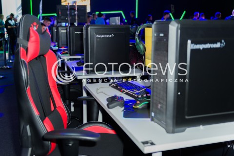  13.10.2017 WARSZAWA<br />T MOBILE WARSAW GAMES WEEK<br />N/Z STANOWISKO DO GRY<br /> 