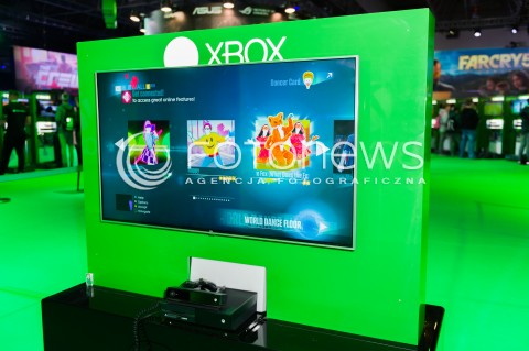  13.10.2017 WARSZAWA<br />T MOBILE WARSAW GAMES WEEK<br />N/Z STANOWISKO NAPIS XBOX ONE<br /> 