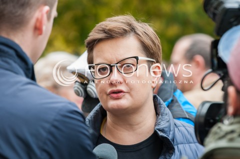  14.10.2017 WARSZAWA<br />PROTEST REZYDENTOW POD KPRM<br />N/Z KATARZYNA LUBNAUER<br /> 