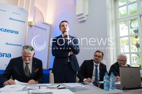  15.10.2017 WARSZAWA<br />KONWENCJA PARTII NOWOCZESNA<br />N/Z KOMISJA SKRUTACYJNA ADAM SZLAPKA<br /> 