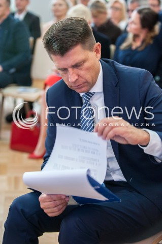  15.10.2017 WARSZAWA<br />KONWENCJA PARTII NOWOCZESNA<br />N/Z RYSZARD PETRU<br /> 