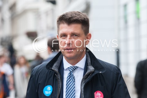  15.10.2017 WARSZAWA<br />KONWENCJA PARTII NOWOCZESNA<br />N/Z RYSZARD PETRU<br /> 