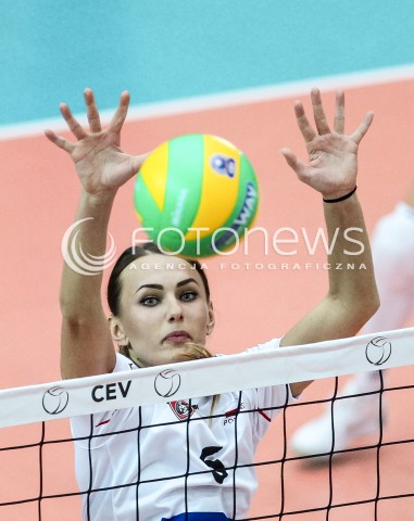  21.10.2017 RZESZOW POLAND<br />SIATKOWKA LIGA MISTRZYN <br />2018 CEV VOLLEYBALL CHAMPIONS LEAGUE - WOMEN <br />MECZ DEVELOPRES SKYRES RZESZOW - HAPOEL KFAR SABA <br />N/Z KATARZYNA ZABINSKA SYLWETKA BLOK <br /> 