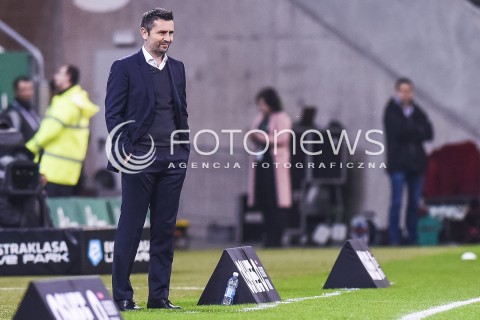  21.10.2017 GDANSK <br />PILKA NOZNA - EKSTRAKLASA SEZON 2017/2018<br />MECZ LECHIA GDANSK - LECH POZNAN<br />N/Z NENAD BJELICA<br /> 