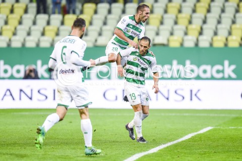  21.10.2017 GDANSK <br />PILKA NOZNA - EKSTRAKLASA SEZON 2017/2018<br />MECZ LECHIA GDANSK - LECH POZNAN<br />N/Z MARCO PAIXAO FLAVIO PAIXAO RADOSC BRAMKA GOL<br /> 
