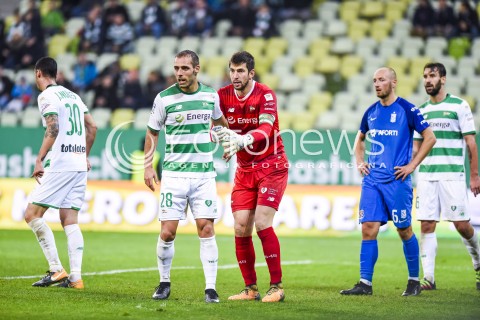  21.10.2017 GDANSK <br />PILKA NOZNA - EKSTRAKLASA SEZON 2017/2018<br />MECZ LECHIA GDANSK - LECH POZNAN<br />N/Z DUSAN KUCIAK FLAVIO PAIXAO<br /> 