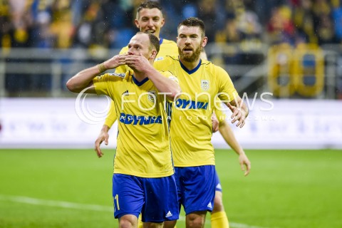  22.10.2017 GDYNIA <br />PILKA NOZNA - EKSTRAKLASA SEZON 2017/2018<br />MECZ ARKA GDYNIA - JAGIELLONIA BIALYSTOK<br />N/Z RAFAL SIEMASZKO GRZEGORZ PIESIO DAMIAN ZBOZIEN GOL BRAMKA RADOSC<br /> 