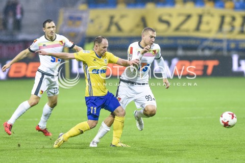  22.10.2017 GDYNIA <br />PILKA NOZNA - EKSTRAKLASA SEZON 2017/2018<br />MECZ ARKA GDYNIA - JAGIELLONIA BIALYSTOK<br />N/Z RAFAL SIEMASZKO BARTOSZ KWIECIEN<br /> 