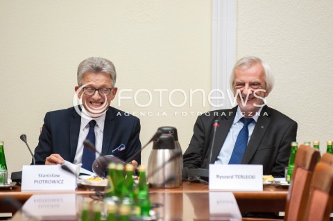  25.10.2017 WARSZAWA<br />KOMISJA WENECKA W SEJMIE RP<br />N/Z STANISLAW PIOTROWICZ RYSZARD TERLECKI<br /> 