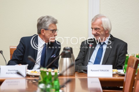  25.10.2017 WARSZAWA<br />KOMISJA WENECKA W SEJMIE RP<br />N/Z STANISLAW PIOTROWICZ RYSZARD TERLECKI<br /> 