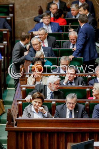  27.10.2017 WARSZAWA SEJM<br />POSIEDZENIE SEJMU RP<br />N/Z POSLOWIE PREMIER BEATA SZYDLO PIOTR GLINSKI WITOLD WASZCZYKOWSKI<br /> 