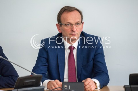  27.10.2017 WARSZAWA<br />POSIEDZENIE SEJMU RP<br />N/Z EDWARD SIARKA KOMISJA ADMINISTRACJI I SPRAW WEWNETRZNYCH<br /> 