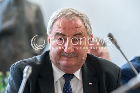  27.10.2017 WARSZAWA<br />POSIEDZENIE SEJMU RP<br />N/Z ANDRZEJ MELAK KOMISJA ADMINISTRACJI I SPRAW WEWNETRZNYCH<br /> 