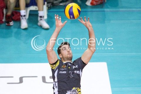  28.10.2017 RZESZOW <br />SIATKOWKA PLUS LIGA 2017/2018 MEN VOLLEYBALL POLAND POLISH PLUSLIGA LEAGUE SEASON 2017/18 <br />MECZ ASSECO RESOVIA RZESZOW - TREFL GDANSK <br />N/Z TYLER JAMES SANDERS SYLWETKA <br /> 