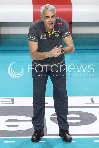  28.10.2017 RZESZOW <br />SIATKOWKA PLUS LIGA 2017/2018 MEN VOLLEYBALL POLAND POLISH PLUSLIGA LEAGUE SEASON 2017/18 <br />MECZ ASSECO RESOVIA RZESZOW - TREFL GDANSK <br />N/Z ANDREA ANASTASI - I TRENER ( HEAD COACH ) SYLWETKA RADOSC EMOCJE <br /> 