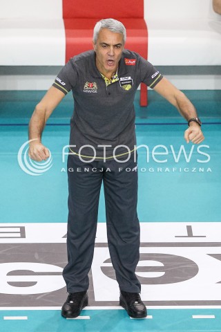  28.10.2017 RZESZOW <br />SIATKOWKA PLUS LIGA 2017/2018 MEN VOLLEYBALL POLAND POLISH PLUSLIGA LEAGUE SEASON 2017/18 <br />MECZ ASSECO RESOVIA RZESZOW - TREFL GDANSK <br />N/Z ANDREA ANASTASI - I TRENER ( HEAD COACH ) SYLWETKA RADOSC EMOCJE <br /> 