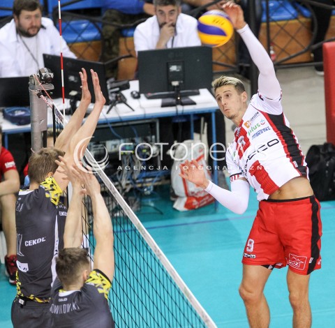  28.10.2017 RZESZOW <br />SIATKOWKA PLUS LIGA 2017/2018 MEN VOLLEYBALL POLAND POLISH PLUSLIGA LEAGUE SEASON 2017/18 <br />MECZ ASSECO RESOVIA RZESZOW - TREFL GDANSK <br />N/Z THIBAULT ROSSARD <br /> 