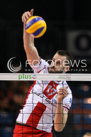  28.10.2017 RZESZOW <br />SIATKOWKA PLUS LIGA 2017/2018 MEN VOLLEYBALL POLAND POLISH PLUSLIGA LEAGUE SEASON 2017/18 <br />MECZ ASSECO RESOVIA RZESZOW - TREFL GDANSK <br />N/Z MARCIN MOZDZONEK SYLWETKA ATAK <br /> 