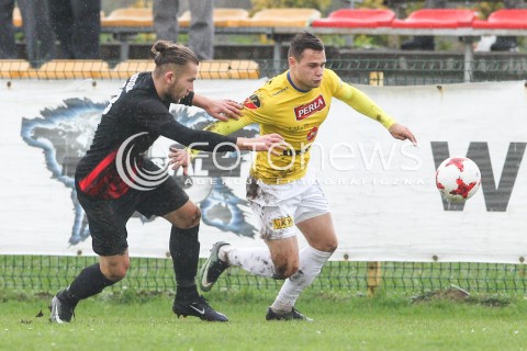  28.10.2017 WOLKA PELKINSKA  <br />PILKA NOZNA III LIGA 2017/2018 GRUPA IV <br />MECZ WOLCZANKA WOLKA PELKINSKA - MOTOR LUBLIN <br />N/Z DAWID DZIEGIELEWSKI <br /> 
