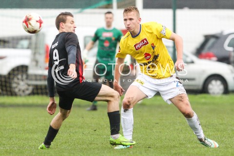  28.10.2017 WOLKA PELKINSKA  <br />PILKA NOZNA III LIGA 2017/2018 GRUPA IV <br />MECZ WOLCZANKA WOLKA PELKINSKA - MOTOR LUBLIN <br />N/Z SZYMON KAMINSKI <br /> 