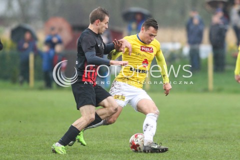  28.10.2017 WOLKA PELKINSKA  <br />PILKA NOZNA III LIGA 2017/2018 GRUPA IV <br />MECZ WOLCZANKA WOLKA PELKINSKA - MOTOR LUBLIN <br />N/Z DAWID DZIEGIELEWSKI <br /> 