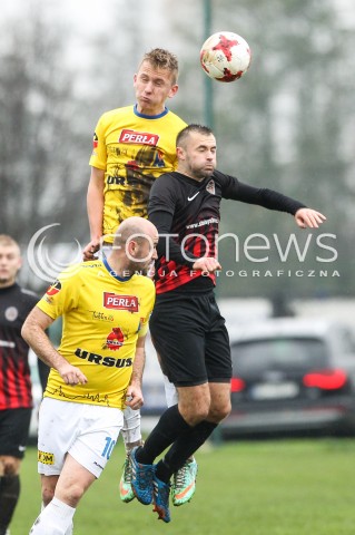  28.10.2017 WOLKA PELKINSKA  <br />PILKA NOZNA III LIGA 2017/2018 GRUPA IV <br />MECZ WOLCZANKA WOLKA PELKINSKA - MOTOR LUBLIN <br />N/Z SZYMON KAMINSKI KAMIL OZIEMCZUK <br /> 