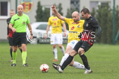  28.10.2017 WOLKA PELKINSKA  <br />PILKA NOZNA III LIGA 2017/2018 GRUPA IV <br />MECZ WOLCZANKA WOLKA PELKINSKA - MOTOR LUBLIN <br />N/Z KAMIL OZIEMCZUK <br /> 