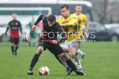  28.10.2017 WOLKA PELKINSKA  <br />PILKA NOZNA III LIGA 2017/2018 GRUPA IV <br />MECZ WOLCZANKA WOLKA PELKINSKA - MOTOR LUBLIN <br />N/Z DAWID DZIEGIELEWSKI <br /> 