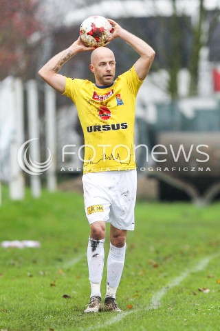  28.10.2017 WOLKA PELKINSKA  <br />PILKA NOZNA III LIGA 2017/2018 GRUPA IV <br />MECZ WOLCZANKA WOLKA PELKINSKA - MOTOR LUBLIN <br />N/Z PAWEL KACZMAREK SYLWETKA <br /> 