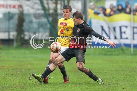  28.10.2017 WOLKA PELKINSKA  <br />PILKA NOZNA III LIGA 2017/2018 GRUPA IV <br />MECZ WOLCZANKA WOLKA PELKINSKA - MOTOR LUBLIN <br />N/Z MARCIN MICHOTA <br /> 