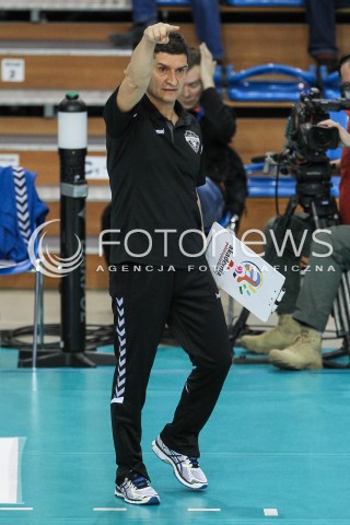  29.10.2017 RZESZOW <br />SIATKOWKA LIGA SIATKOWKI KOBIET LSK 2017/2018 WOMEN VOLLEYBALL POLAND POLISH LEAGUE <br />MECZ DEVELOPRES SKYRES RZESZOW - BKS PROFI CREDIT BIELSKO BIALA <br />N/Z LORENZO MICELLI - I TRENER ( HEAD COACH ) SYLWETKA RADOSC EMOCJE <br /> 