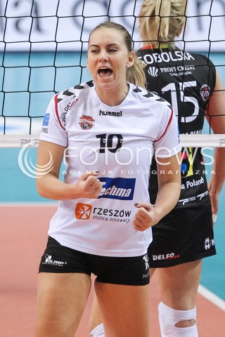  29.10.2017 RZESZOW <br />SIATKOWKA LIGA SIATKOWKI KOBIET LSK 2017/2018 WOMEN VOLLEYBALL POLAND POLISH LEAGUE <br />MECZ DEVELOPRES SKYRES RZESZOW - BKS PROFI CREDIT BIELSKO BIALA <br />N/Z ADELA HELIC SYLWETKA RADOSC EMOCJE <br /> 