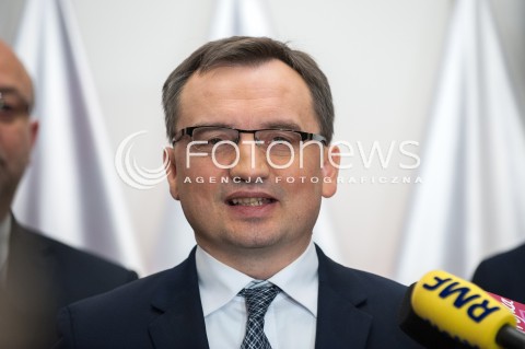  30.10.2017 WARSZAWA<br />BRIEFING PRASOWY W MINISTERSTWIE SPRAWIEDLIWOSCI W SPRAWIE KRAJOWEJ SZKOLY SADOWNICTWA I PROKURATURY<br />N/Z ZBIGNIEW ZIOBRO<br /> 