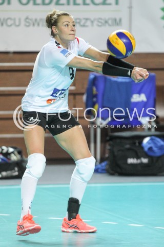  03.11.2017 OSTROWIEC SWIETOKRZYSKI <br />SIATKOWKA LIGA SIATKOWKI KOBIET LSK 2017/2018 WOMEN VOLLEYBALL POLAND POLISH LEAGUE <br />MECZ KSZO OSTROWIEC SWIETOKRZYSKI - DEVELOPRES SKYRES RZESZOW <br />N/Z AGATA SAWICKA SYLWETKA <br /> 