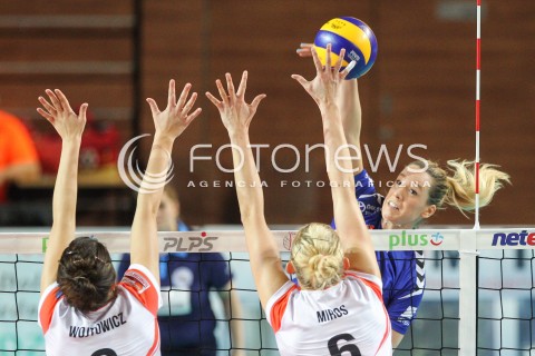  03.11.2017 OSTROWIEC SWIETOKRZYSKI <br />SIATKOWKA LIGA SIATKOWKI KOBIET LSK 2017/2018 WOMEN VOLLEYBALL POLAND POLISH LEAGUE <br />MECZ KSZO OSTROWIEC SWIETOKRZYSKI - DEVELOPRES SKYRES RZESZOW <br />N/Z HELENE ROUSSEAUX <br /> 