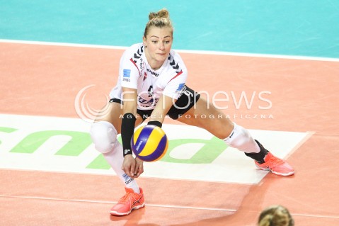  03.11.2017 OSTROWIEC SWIETOKRZYSKI <br />SIATKOWKA LIGA SIATKOWKI KOBIET LSK 2017/2018 WOMEN VOLLEYBALL POLAND POLISH LEAGUE <br />MECZ KSZO OSTROWIEC SWIETOKRZYSKI - DEVELOPRES SKYRES RZESZOW <br />N/Z AGATA SAWICKA SYLWETKA <br /> 
