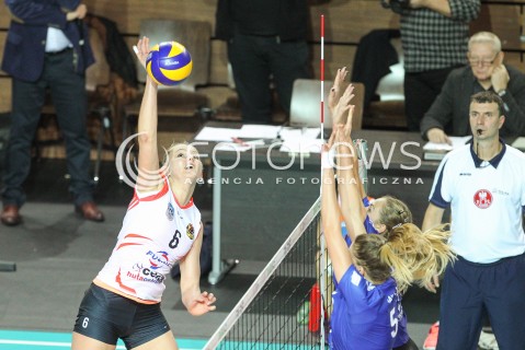  03.11.2017 OSTROWIEC SWIETOKRZYSKI <br />SIATKOWKA LIGA SIATKOWKI KOBIET LSK 2017/2018 WOMEN VOLLEYBALL POLAND POLISH LEAGUE <br />MECZ KSZO OSTROWIEC SWIETOKRZYSKI - DEVELOPRES SKYRES RZESZOW <br />N/Z ANNA MIROS <br /> 