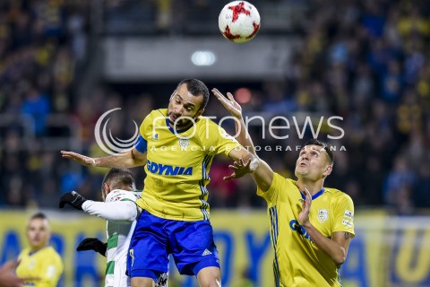  03.11.2017 GDYNIA <br />PILKA NOZNA - EKSTRAKLASA SEZON 2017/2018<br />MECZ ARKA GDYNIA - LECHIA GDANSK<br />N/Z MARCUS DA SILVA DAWID SOLDECKI<br /> 