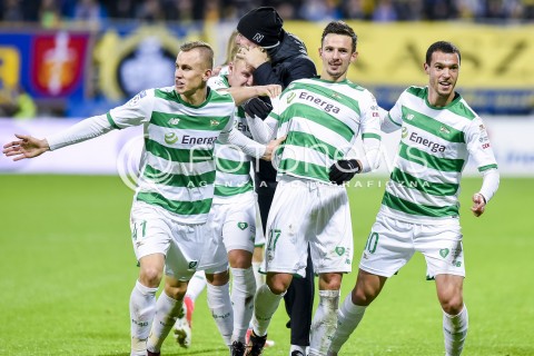  03.11.2017 GDYNIA <br />PILKA NOZNA - EKSTRAKLASA SEZON 2017/2018<br />MECZ ARKA GDYNIA - LECHIA GDANSK<br />N/Z PAWEL STOLARSKI RAFAL WOLSKI JOAO NUNES RADOSC GOL NIEUZNANA BRAMKA<br /> 