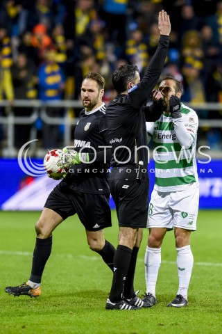  03.11.2017 GDYNIA <br />PILKA NOZNA - EKSTRAKLASA SEZON 2017/2018<br />MECZ ARKA GDYNIA - LECHIA GDANSK<br />N/Z PAVELS STEINBORS DANIEL STEFANSKI FLAVIO PAIXAO NIEUZNANA BRAMKA DLA LECHII<br /> 
