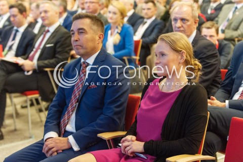  04.11.2017 WARSZAWA<br />KONWENCJA ZALOZYCIELSKA PARTII POROZUMIENIE<br />N/Z MAGDALENA BLENSKA ZBIGNIEW GRYGLAS<br /> 