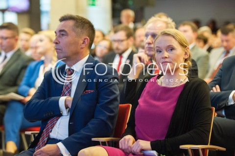  04.11.2017 WARSZAWA<br />KONWENCJA ZALOZYCIELSKA PARTII POROZUMIENIE<br />N/Z MAGDALENA BLENSKA ZBIGNIEW GRYGLAS<br /> 