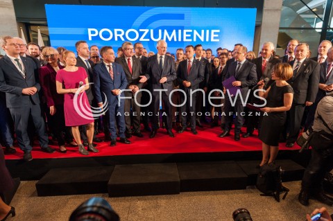  04.11.2017 WARSZAWA<br />KONWENCJA ZALOZYCIELSKA PARTII POROZUMIENIE<br />N/Z CZLONKOWIE PARTII JAROSLAW GOWIN JADWIGA EMILEWICZ ZBIGNIEW GRYGLAS ADAM BIELAN MAGDALENA BLENSKA JACEK ZALEK ROBERT ARNACKI<br /> 